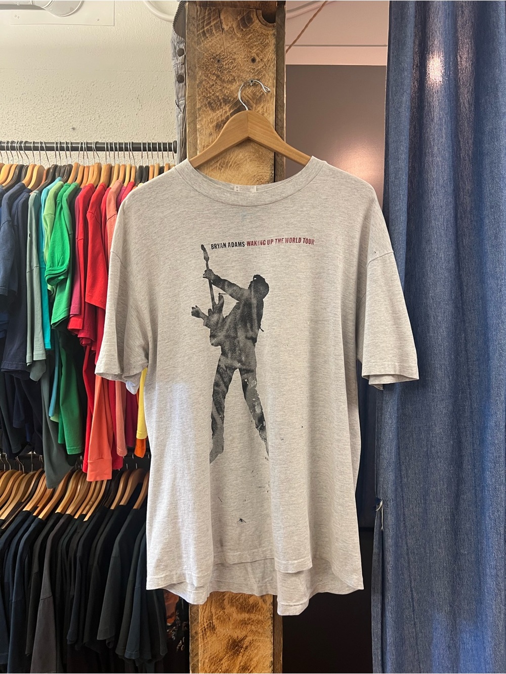 Vintage Bryan Adam’s Waking Up The World Tour Grey T-shirt
